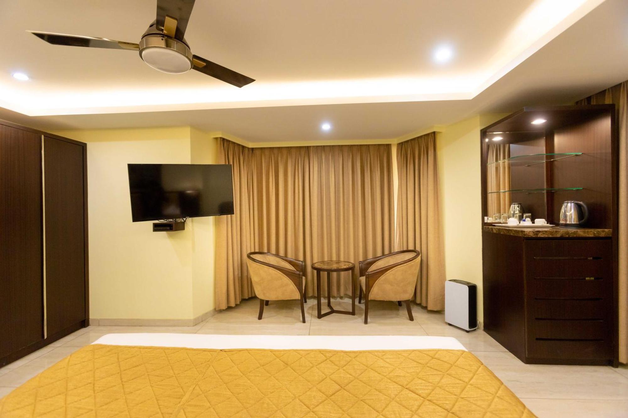 Hotel Godwin - Colaba Bombay Extérieur photo
