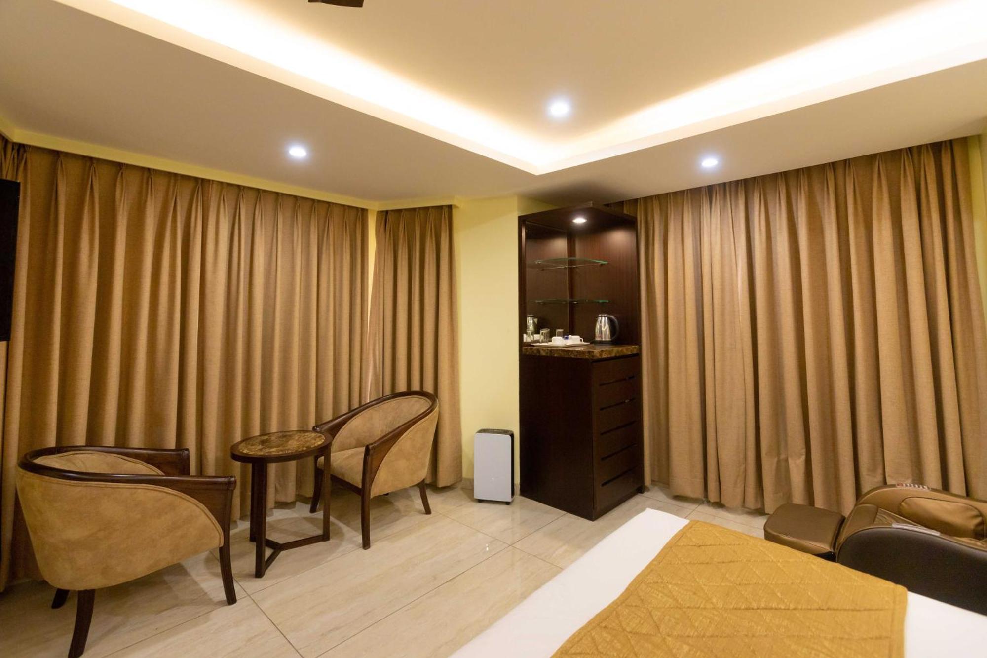 Hotel Godwin - Colaba Bombay Extérieur photo