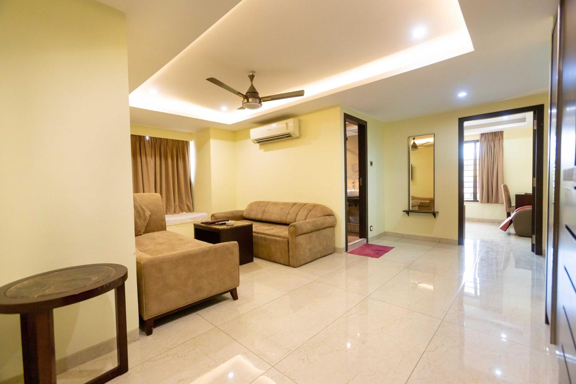 Hotel Godwin - Colaba Bombay Extérieur photo