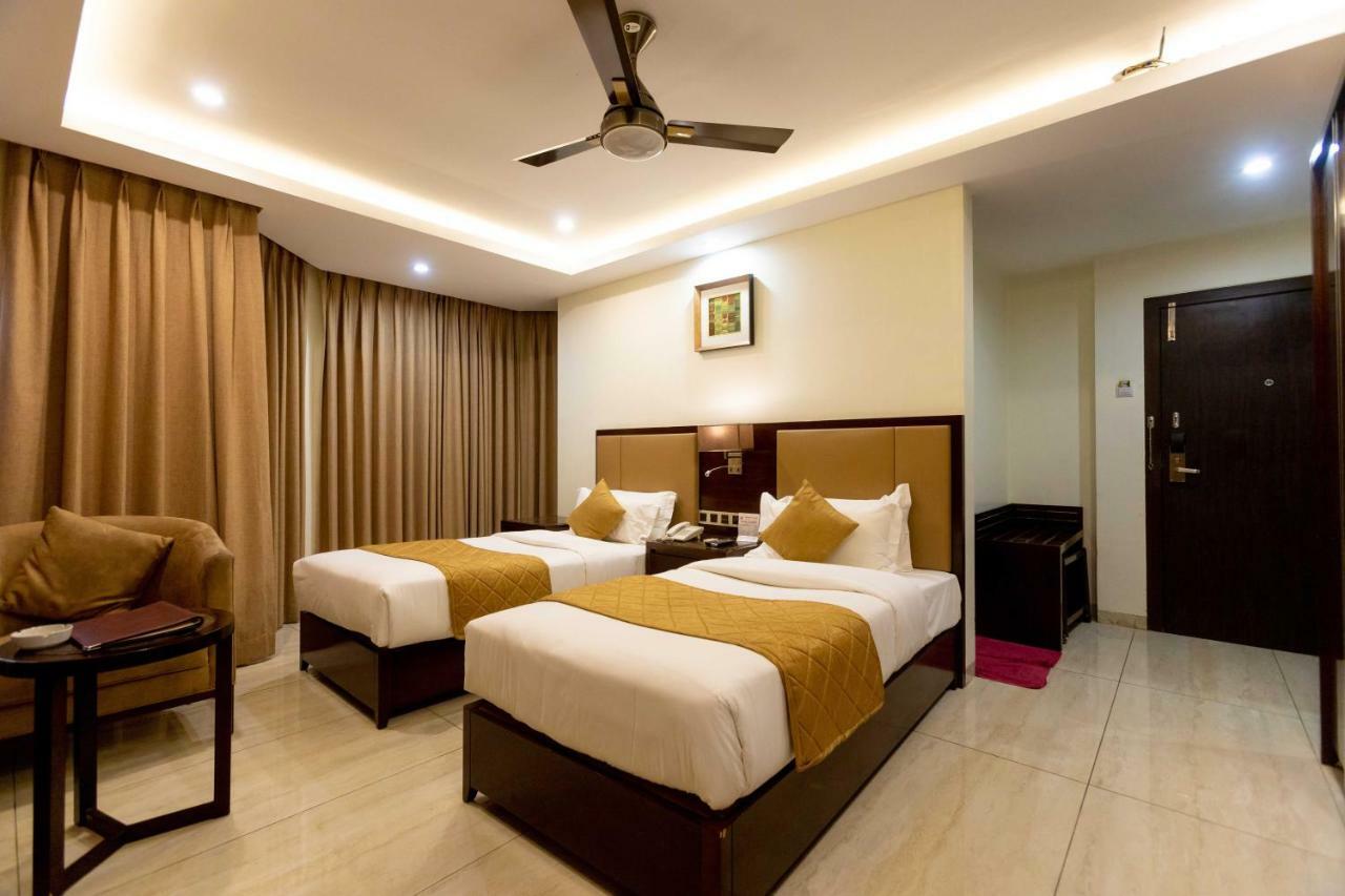 Hotel Godwin - Colaba Bombay Extérieur photo